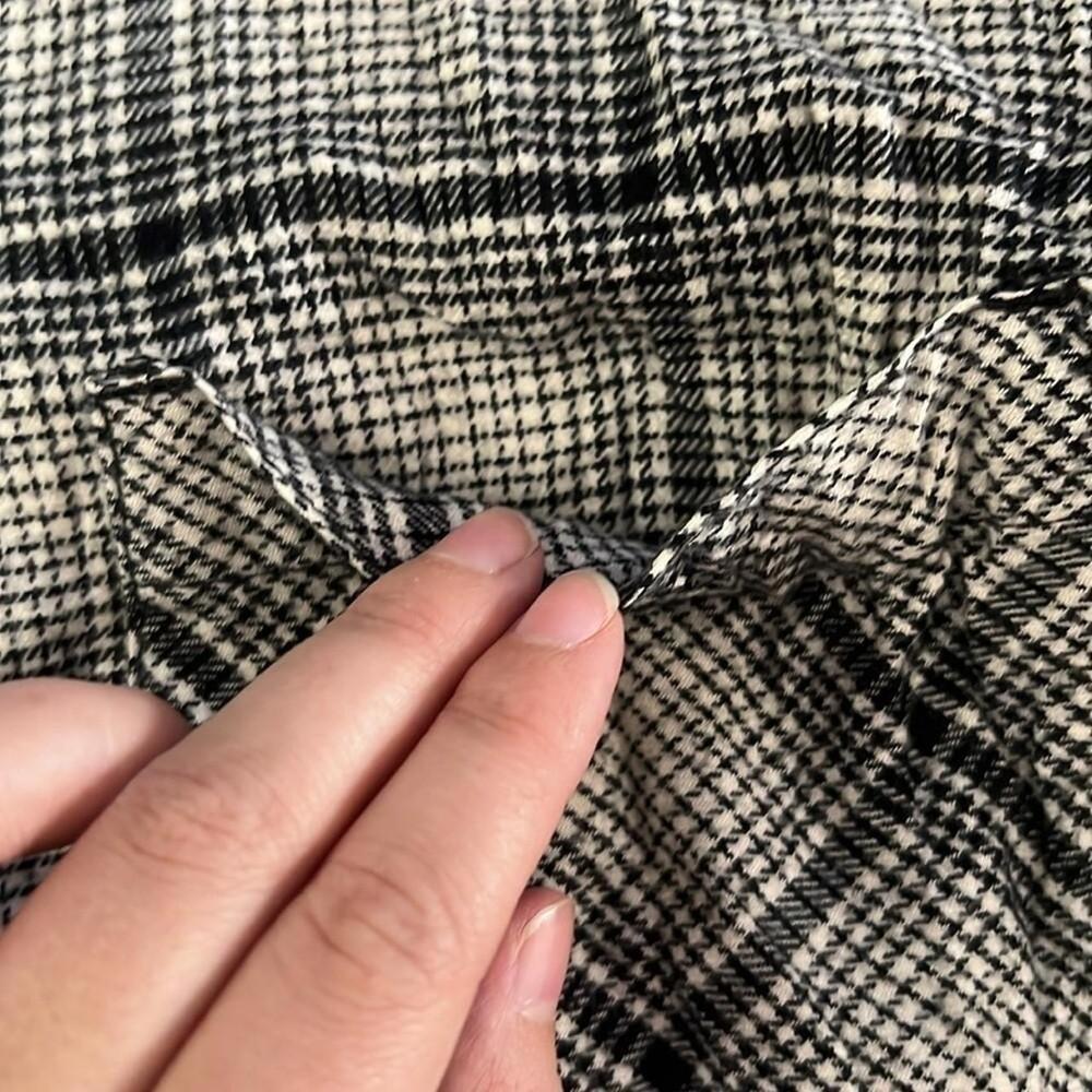Aritzia TNA plaid button down shirt - Picture 7 of 8